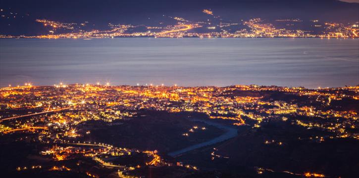 AUGURI SCINTILLANTI A REGGIO CALABRIA
