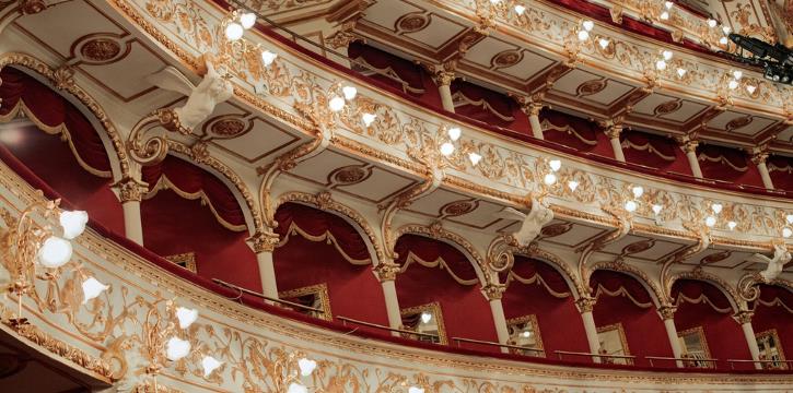 OPERA "IL BARBIERE DI SIVIGLIA" AL TEATRO PETRUZZELLI DI BARI