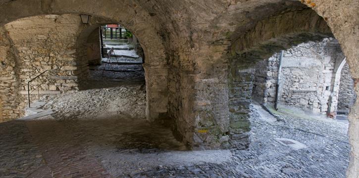TRIORA E GLI ANTICHI BORGHI DELL'ENTROTERRA LIGURE