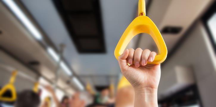 MOBILITÀ SOSTENIBILE: ABBONAMENTI ANNUALI ACTV E TRENITALIA VENETO 2025 - CT NORD EST