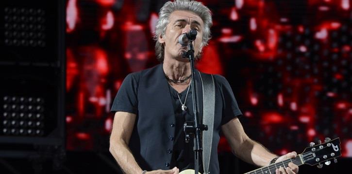 LIGABUE IN CONCERTO AL PALAFLORIO DI BARI