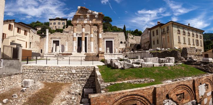 BRESCIA: IL PARCO ARCHEOLOGICO E LA VITTORIA ALATA