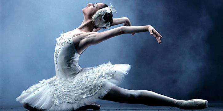 "IL LAGO DEI CIGNI" AL TEATRO FILARMONICO A VERONA