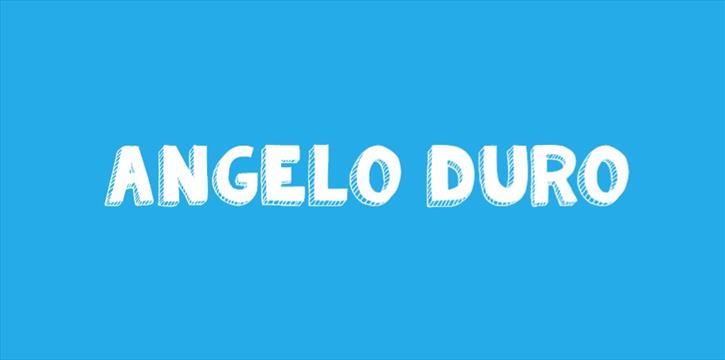 ANGELO DURO "HO TRE BELLE NOTIZIE" A TEATRO IN CALABRIA