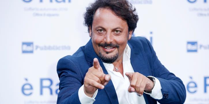 ENRICO BRIGNANO: "I 7 RE DI ROMA" AL TEATRO SISTINA DI ROMA