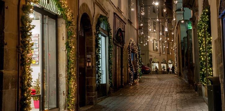 LA "CORSAROLA" IN CITTÀ ALTA A BERGAMO TRA LE LUCI DEL NATALE: PASSEGGIATA CON APERITIVO