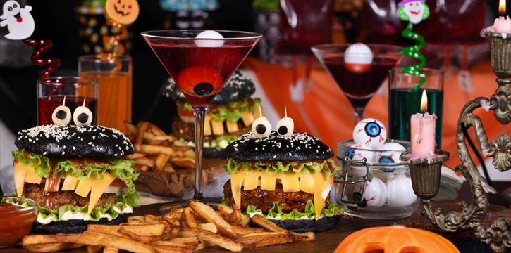 HALLOWEEN: CENA ANIMATA CON DJ STEVE SMILE E VOICE DiCi3
