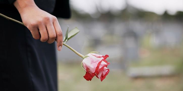 TOUR STORICO DELLE DONNE AL CIMITERO MONUMENTALE DI TORINO