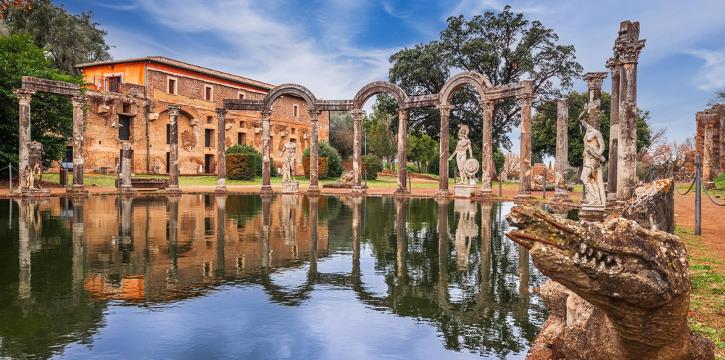 VILLA ADRIANA