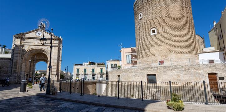 BITONTO ED I SUOI PALAZZI NOBILIARI - VISITA GUIDATA CON APERITIVO