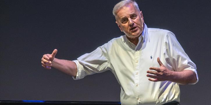 ENRICO BERTOLINO: "UNA SERATA DI ORDINARIA IRONIA" AL TEATRO DEHON DI BOLOGNA