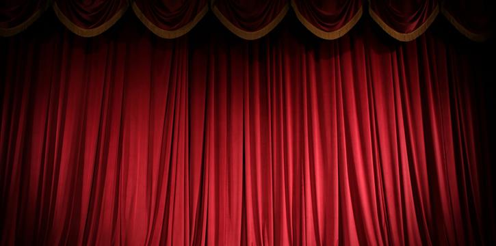 ANDREA PENNACCHI: "ALIENI IN LAGUNA" AL TEATRO COLOSSEO DI TORINO