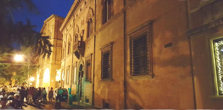 VISITA GUIDATA "SIAMO DONNE, OLTRE LE GAMBE C'È DI PIÙ!" A BOLOGNA