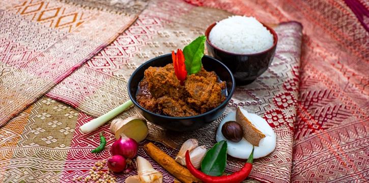 CENA MALESIANA AL RISTORANTE "LO STRANIERO" DI TORINO