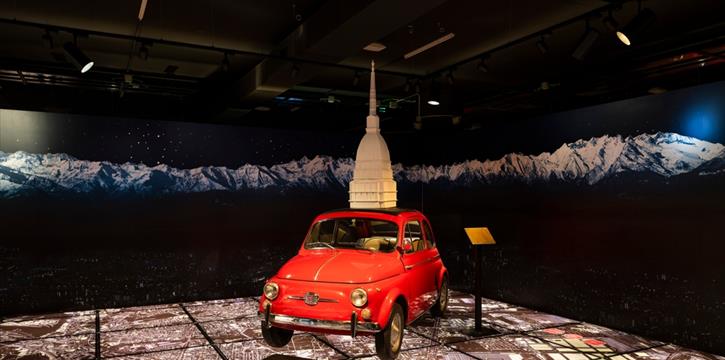 AL MUSEO DELL'AUTOMOBILE - VISITA GUIDATA CON MAMMA E PAPA'