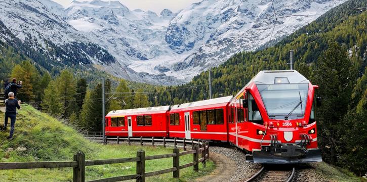 WEEKEND DI PASQUA: TRENINO DEL BERNINA, LAGHI E MONTAGNE