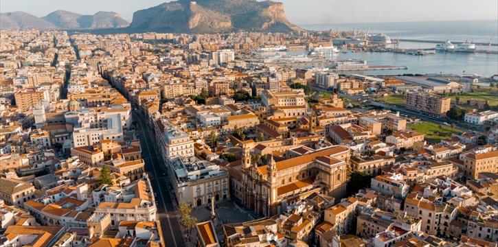 PASSEGGIATA CULTURALE NEL CUORE SEGRETO DI PALERMO
