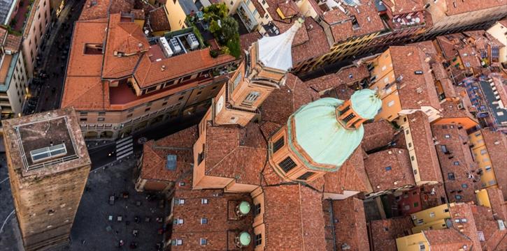 VISITA GUIDATA 'LA BASILICA DEI SS BARTOLOMEO E GAETANO: SPLENDORE SOTTO LE DUE TORRI' A BOLOGNA