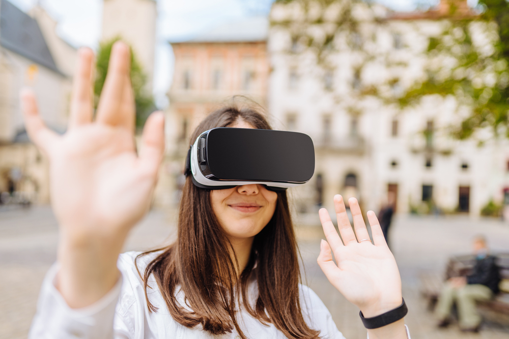 INSIDE MONET EXPERIENCE AL VALENTINO - ORTO BOTANICO