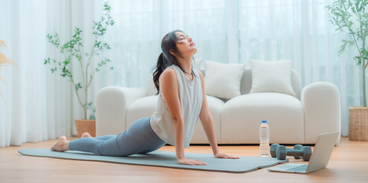 CORSO DI YOGA IN STREAMING: LEZIONI DA GENNAIO A GIUGNO 2026