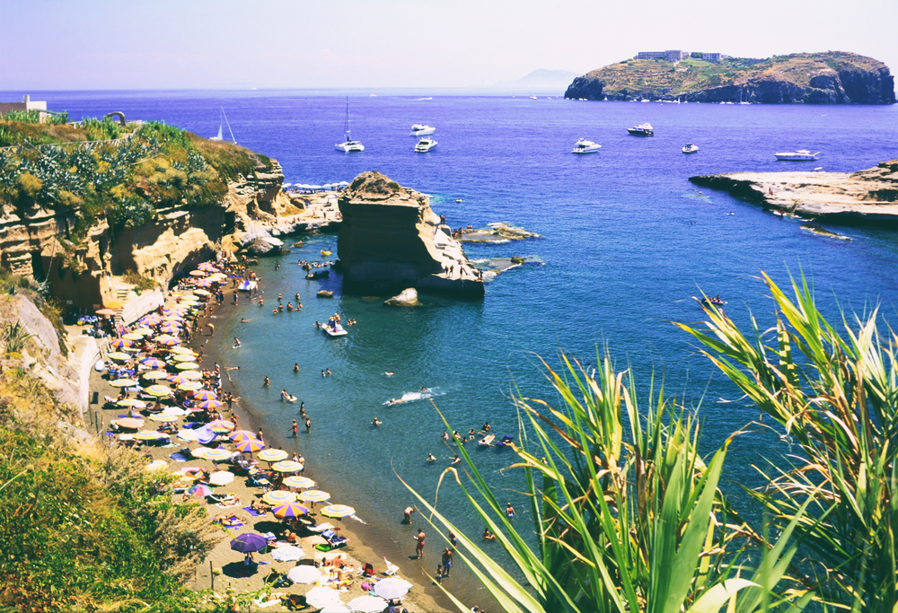 LONG WEEK END - VENTOTENE SOGNO DI PACE E LIBERTA'