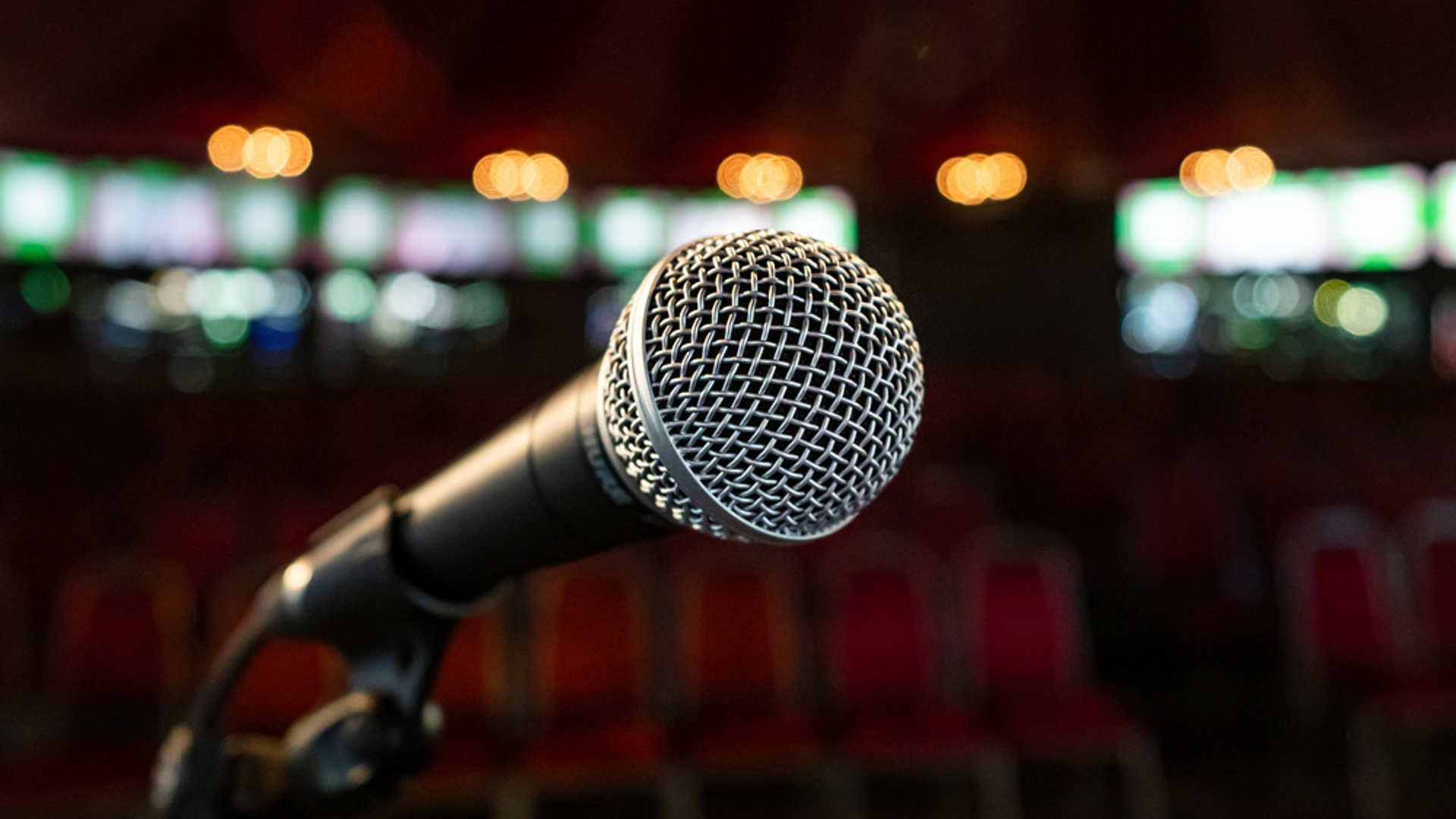 GIUSEPPE NINNO in "CITOFONARE CASA IMBARAZZI" AL TEATRO TEAM DI BARI