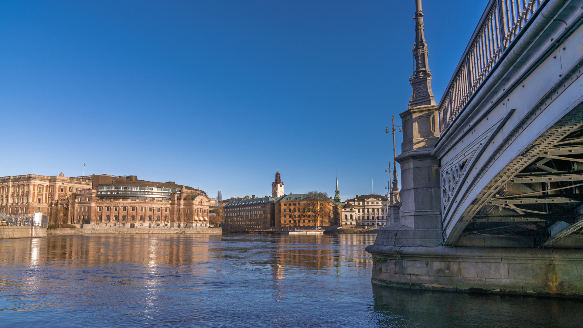 VIAGGIO A STOCCOLMA, 5 GIORNI DI LUCE INFINITA