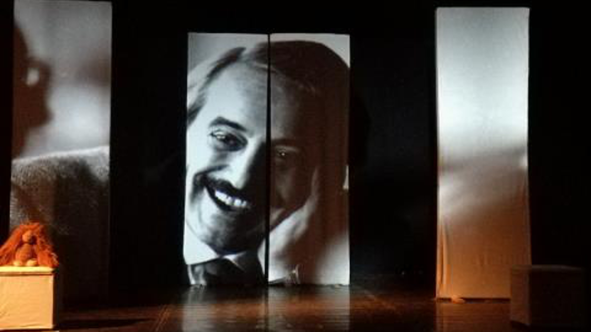 "BUM HA I PIEDI BRUCIATI" AL TEATRO PUCCINI DI FIRENZE