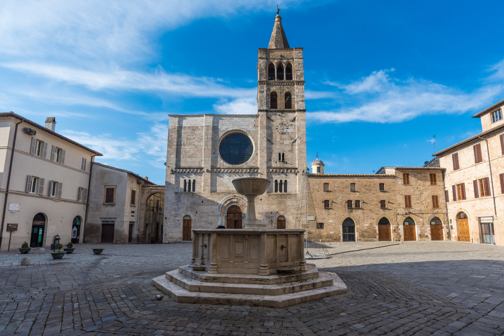 NORCIA, LA FIORITURA DELLE LENTICCHIE E DINTORNI - GITA DI 4 GIORNI