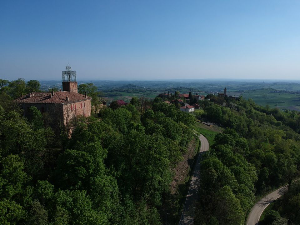 MONFERRATO SEGRETO - TRA BORGHI, VINI E DIMORE STORICHE