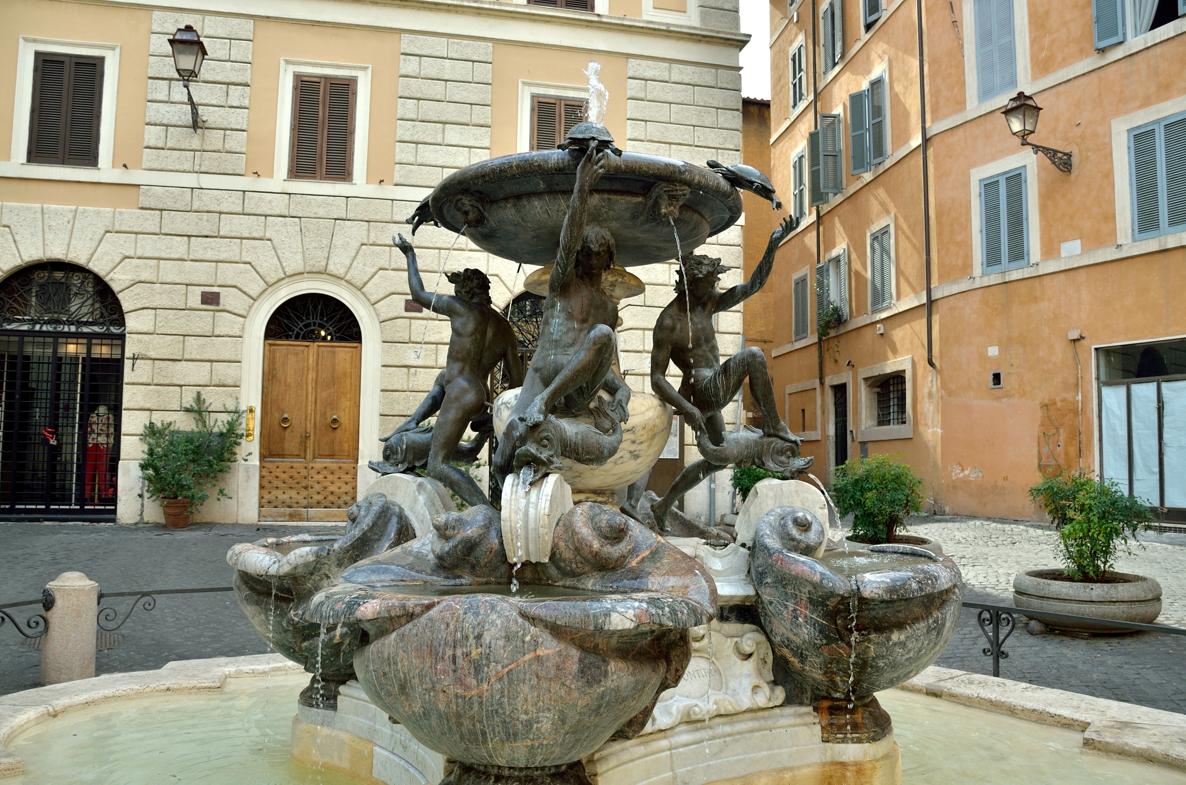 VISITA GUIDATA - PASSEGGIATA SERALE LE FONTANE DI ROMA