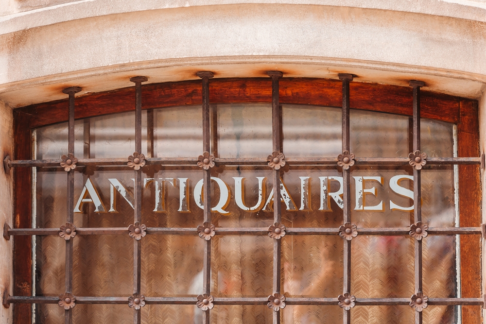 TOUR HORROR STORY - LA BOTTEGA DELL'ANTIQUARIO