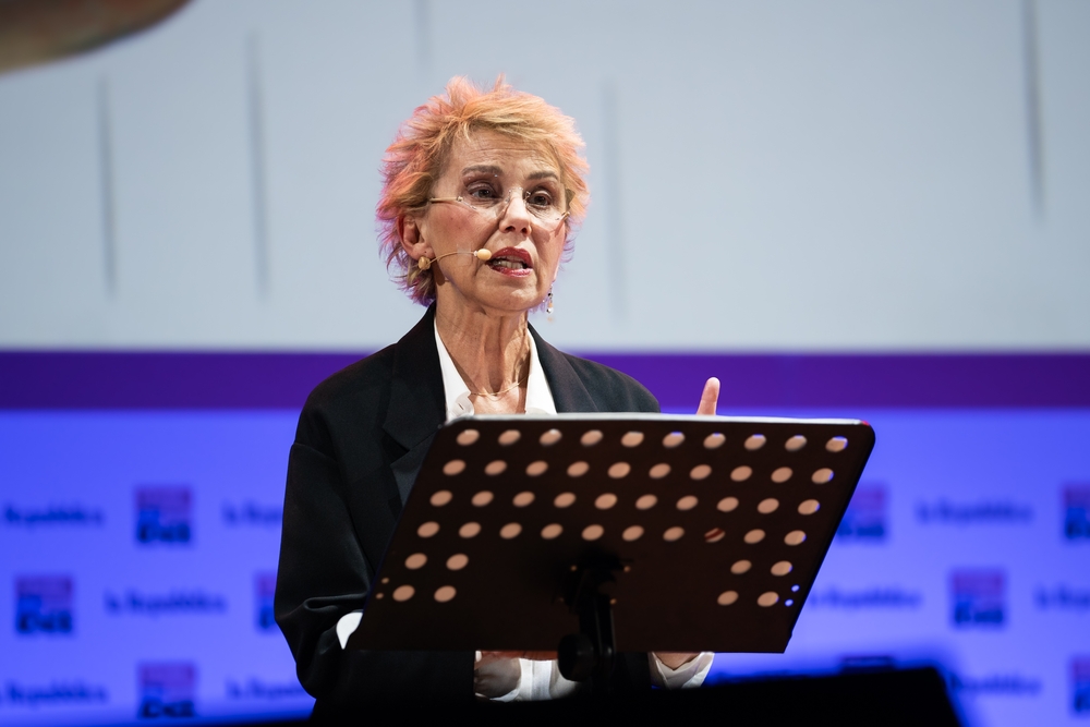 "DI MADRE IN FIGLIA" AL TEATRO DELLA PERGOLA DI FIRENZE