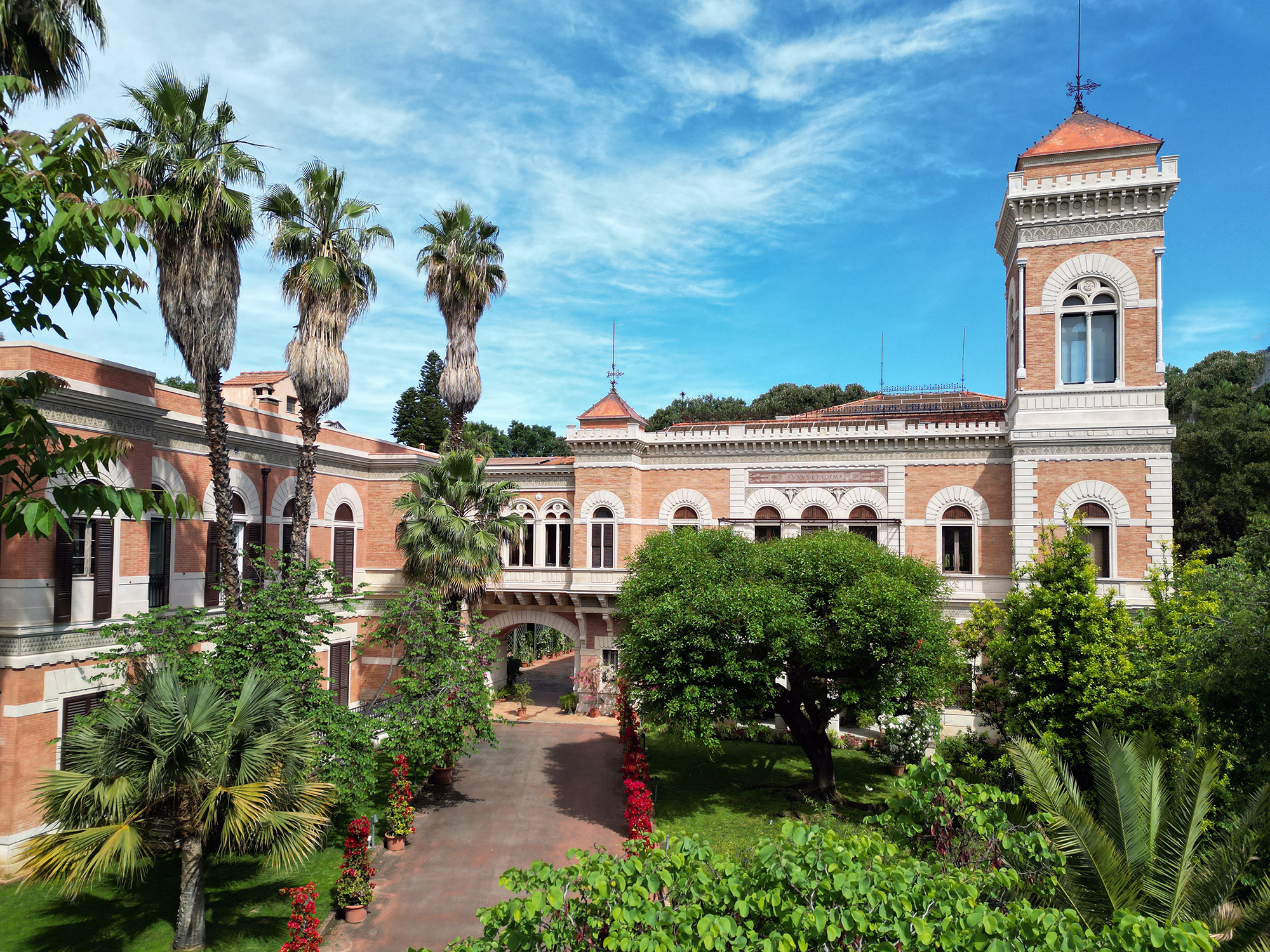 VISITA GUIDATA CON APERITIVO A VILLA CHIARAMONTE BORDONARO - PALERMO