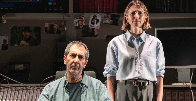 PAOLO CALABRESI in "TUTTI GLI UOMINI CHE NON SONO" AL TEATRO PUCCINI DI FIRENZE
